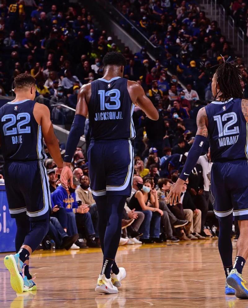 贝恩狂砍29分8篮板5助攻！对阵开拓者这场太猛了！