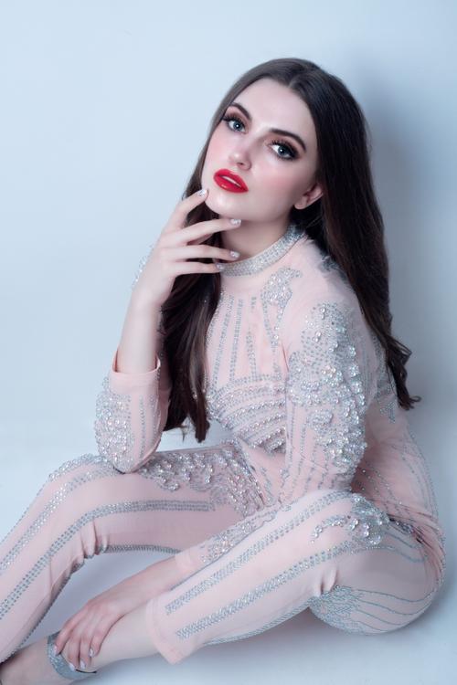 美体图:精美免抠美体艺术摄影素材