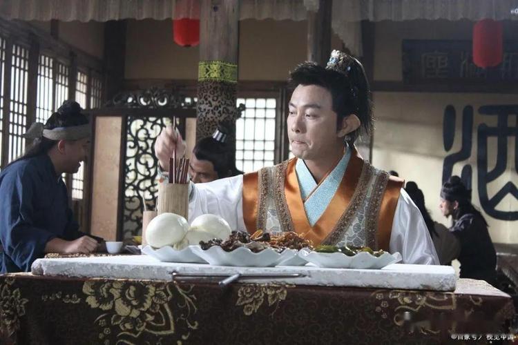 穿越大唐:开局摸尸李元霸,废柴逆袭成战神