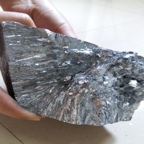 硬化精金锭有什么用？老玩家揭秘它的隐藏属性！