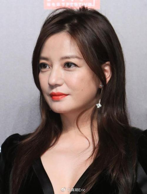 赵薇资本布局已20年，你知道她都投了哪些项目？