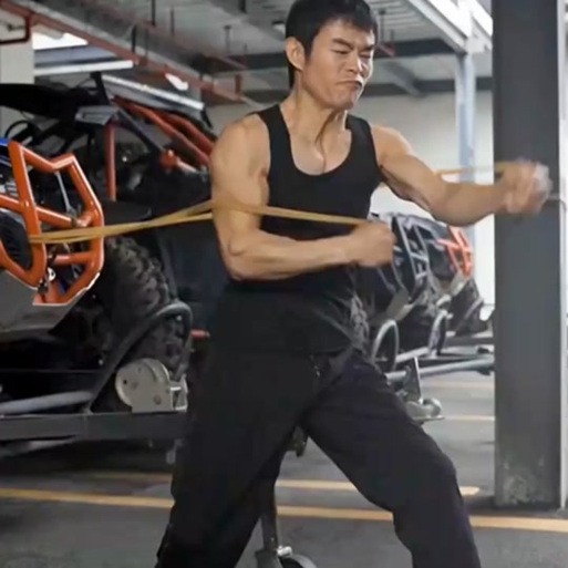 纷影连环踢怎么用？这几个要点你必须知道！