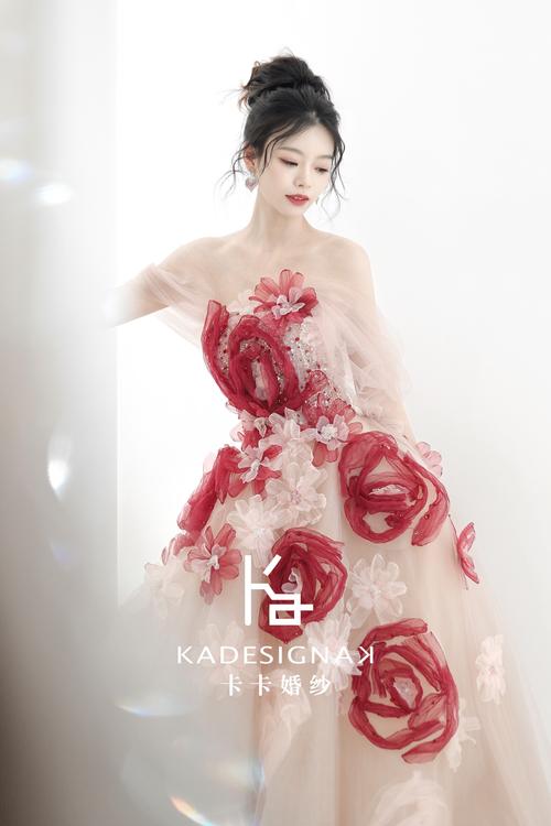 梦幻新娘造型推荐，让你成为婚礼最靓的仔！