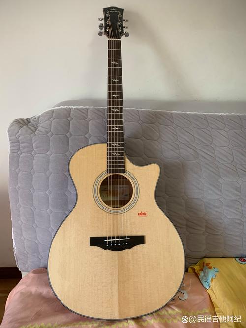 手机吉他solo的效果怎么样?看看别人是怎么玩出花样的!