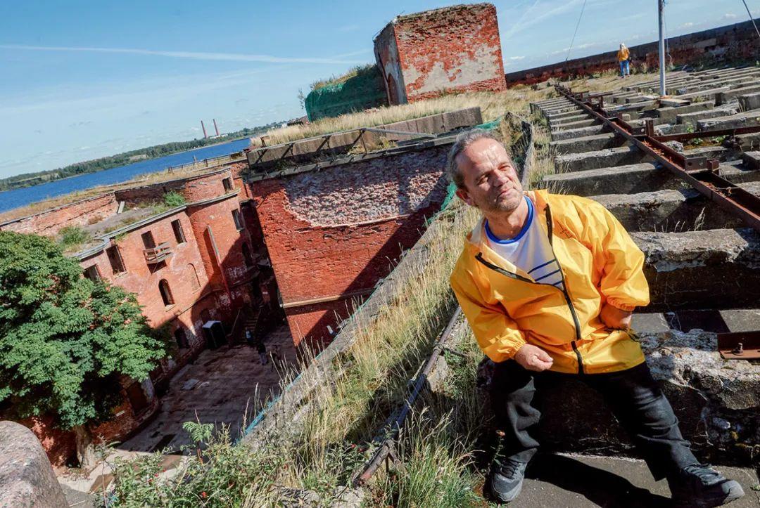 黑色瘟疫套装怎么做,为什么外面的宫女太监没有去告密?