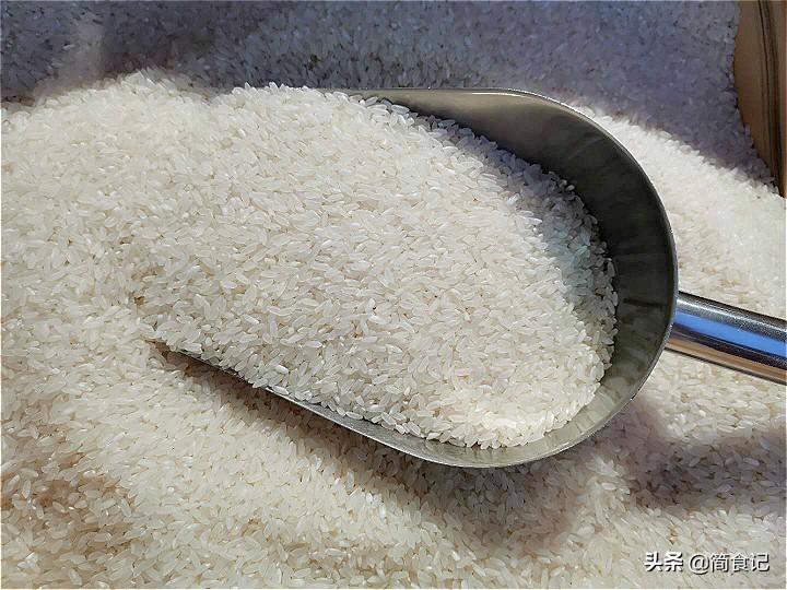 cf大米,5m电饭锅蒸米饭蒸多久?